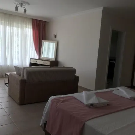 Отель Infinity Ruby 4*