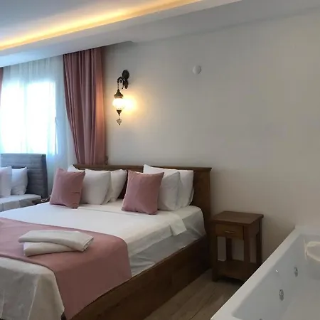 Infinity Ruby Szálloda 4*