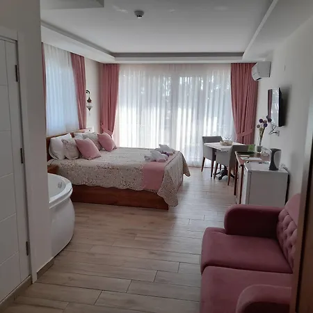 Hotel Infinity Ruby 4*