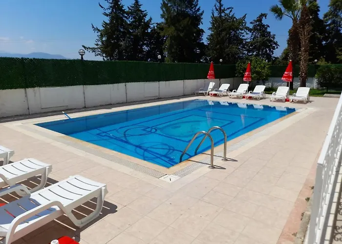 Ξενοδοχείο Infinity Ruby 4*