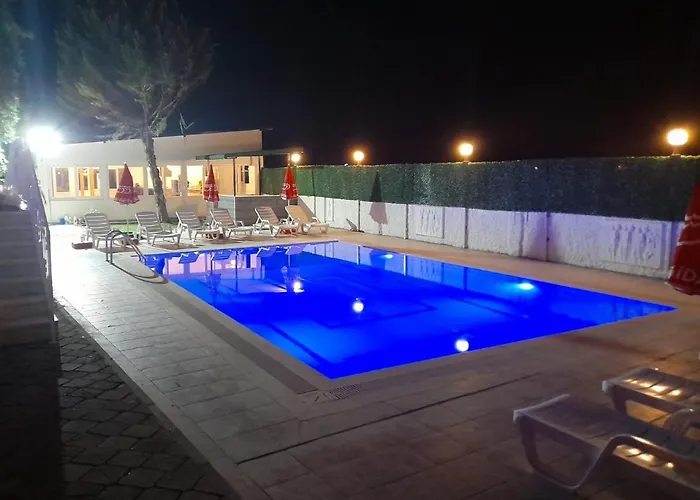 Infinity Ruby 4* Φετιγιέ