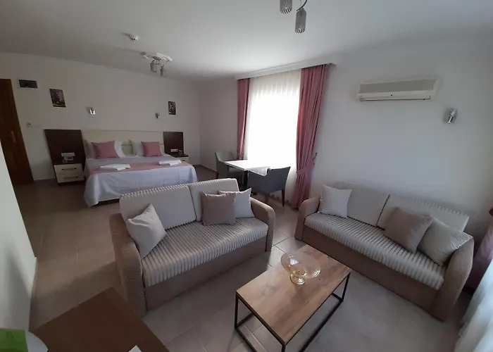 Hotel Infinity Ruby 4*