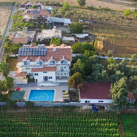 מלון Infinity Ruby