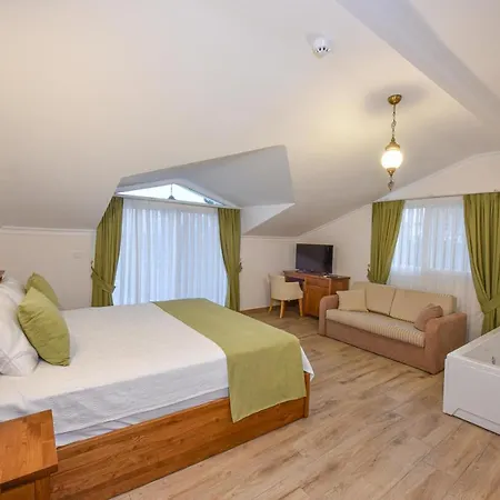 Infinity Ruby מלון 4*